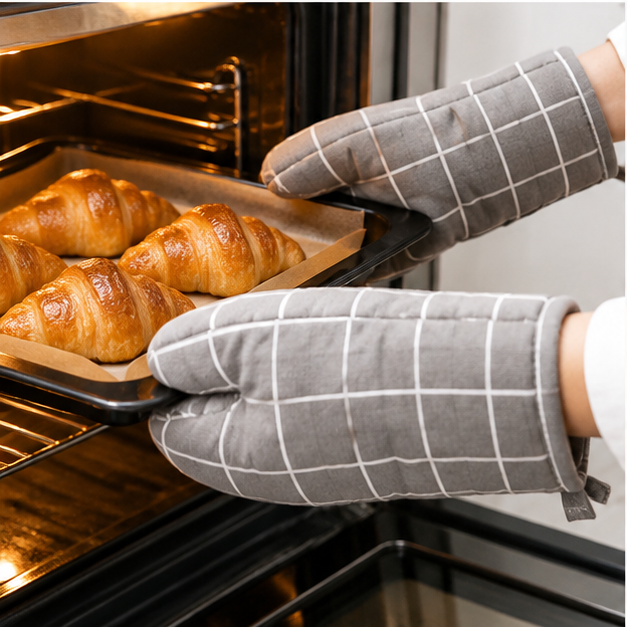 Heat-Resistant Kitchen Oven Mitts – Thick Quilted Non-Slip Gloves for Baking, Grilling, BBQ & Hot Cookware Handling
